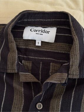 Corridor NYC Casual Button Up